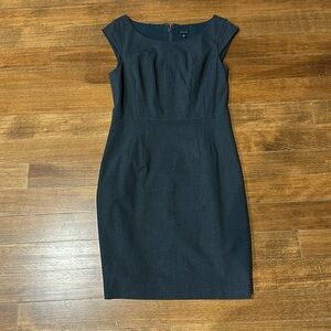 Ann Taylor grey cap sleeve dress size 6 NWT